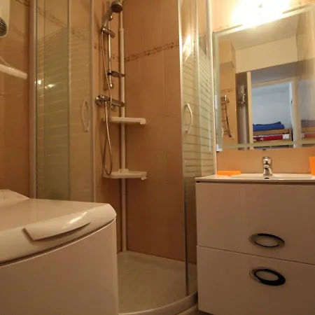 Apartment Cosy Pour 4 Pers A Val Cenis Haut, Proche Pistes, Balcon Sud-ouest, Casier A Skis - Fr-1-508-155
