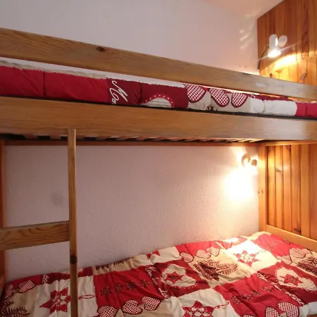 Cosy Pour 4 Pers A Val Cenis Haut, Proche Pistes, Balcon Sud-ouest, Casier A Skis - Fr-1-508-155 Apartment Lanslevillard